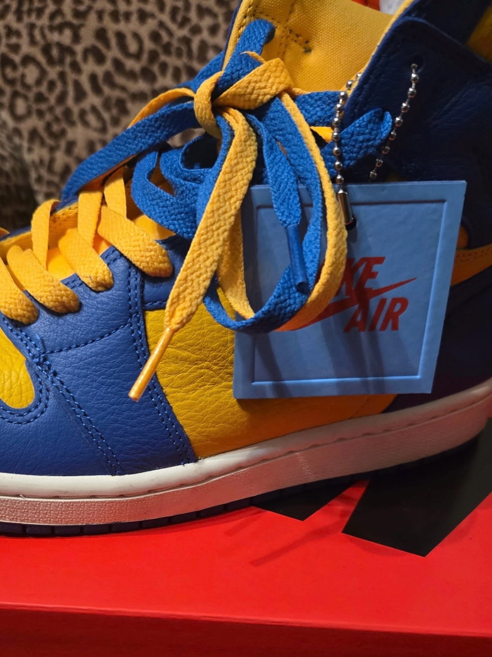 Nike High-Top Sneakers in Blue and Yellow - Picture 2 of 11